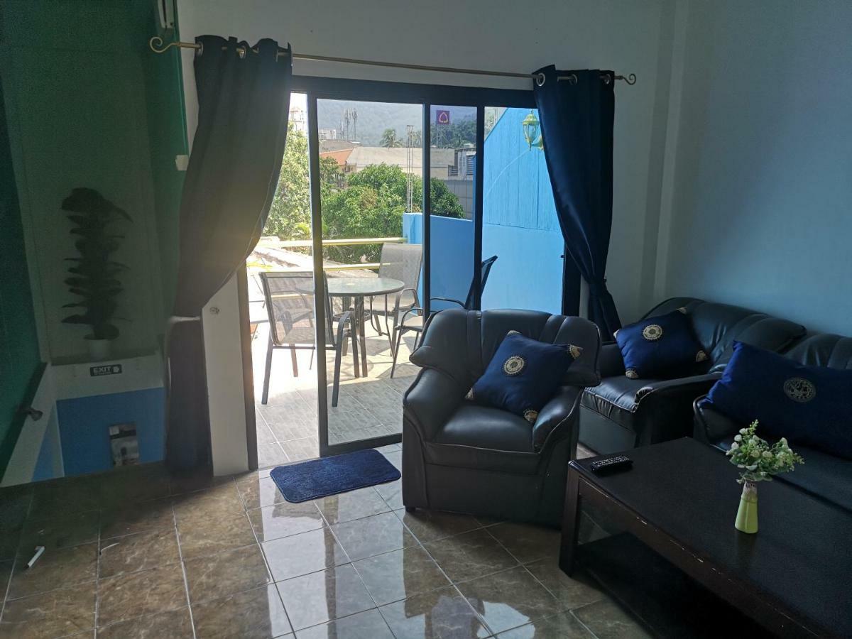 Bellmans Restaurant & Guesthouse Karon Bagian luar foto